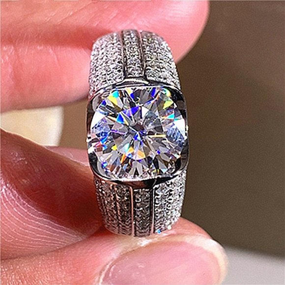 Luxurious Fashion Jewelry Wedding Rings for Women - Picture 2 of 6